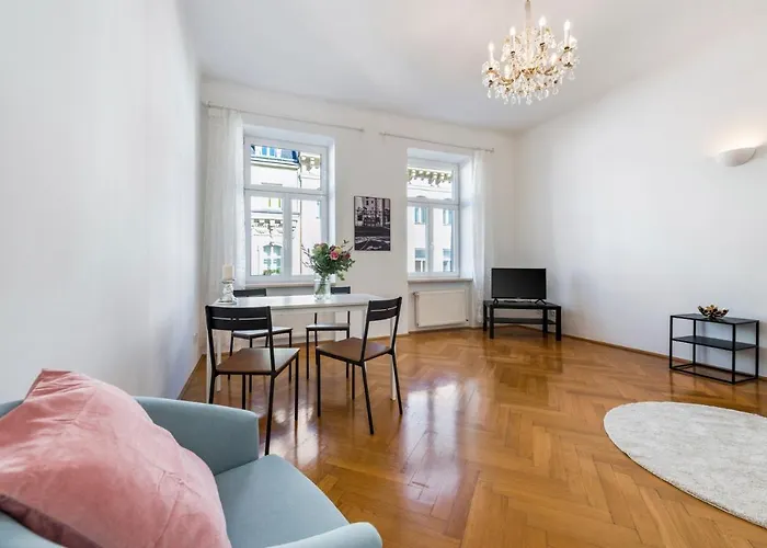 Apartment A&s Center *
